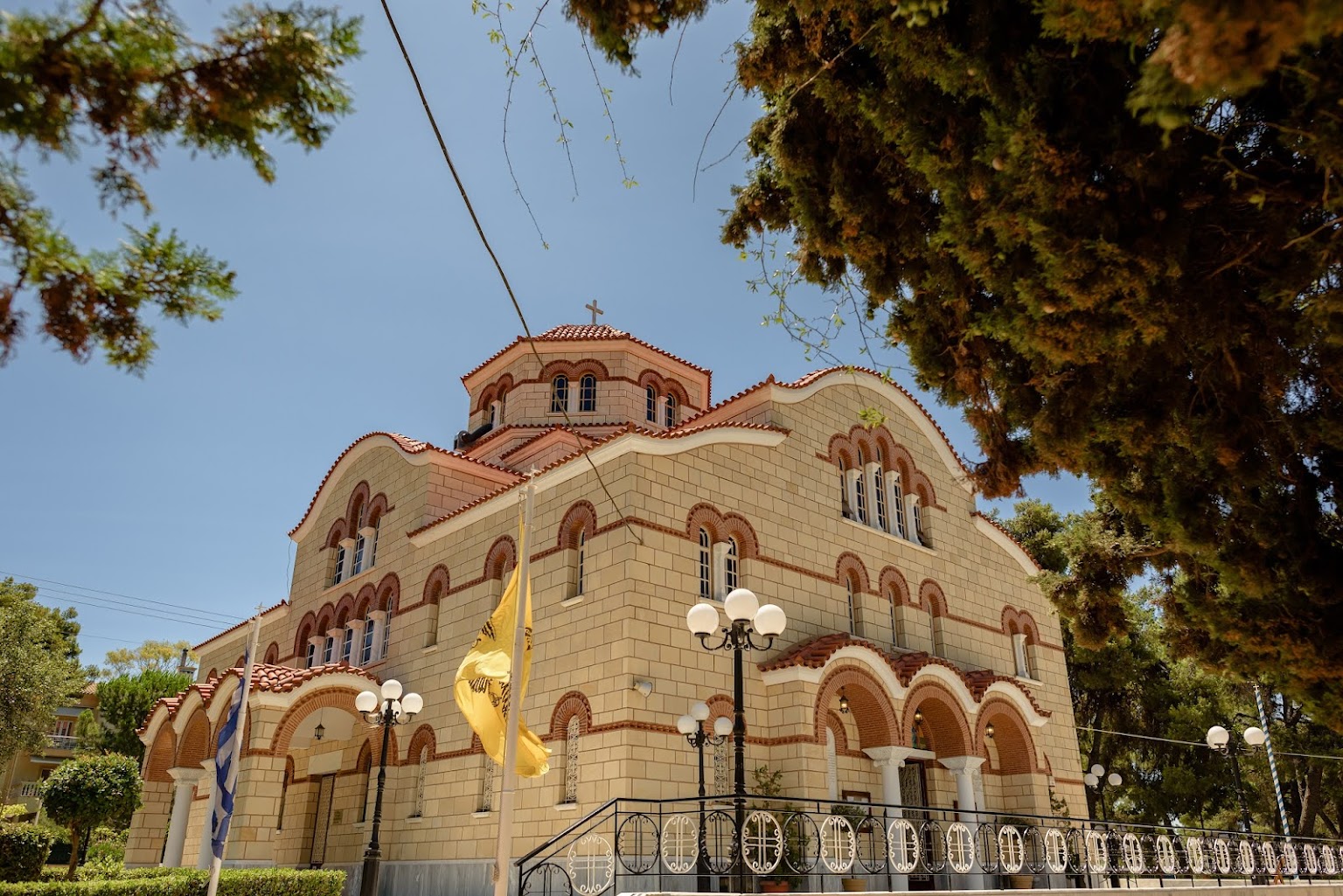 Ι. Ναός Αγίας Τριάδος Νέας Κηφισιάς